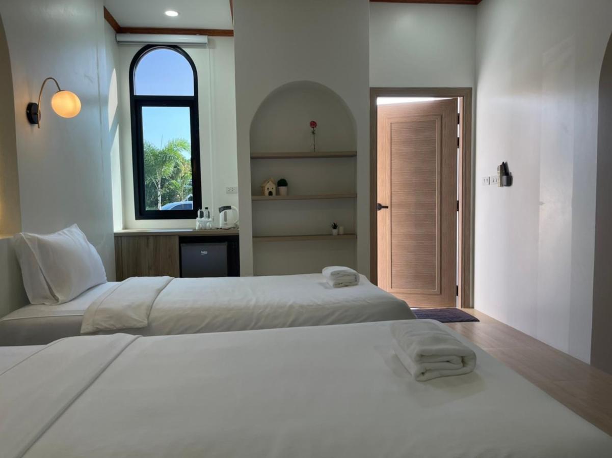 สต็อกโฮม เขาใหญ่ Hotel Pak Chong Exterior foto
